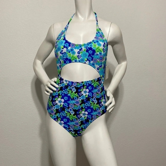 CYN & LUCA NWT Black Blue White Floral Front Cut Out One Piece Swimsuit Size L - Picture 3 of 9